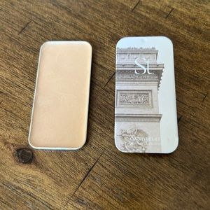 Seint highlight in CANDLELIT